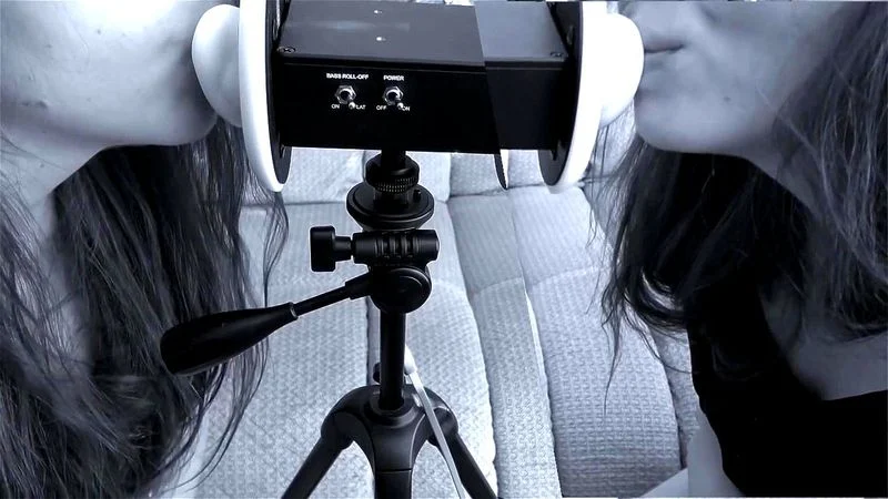 ASMR Twin Ear Eating ASMR Twin Ear Eating