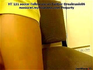 Asian dildo fucks her pussy on webcam Asian dildo fucks her pussy on webcam