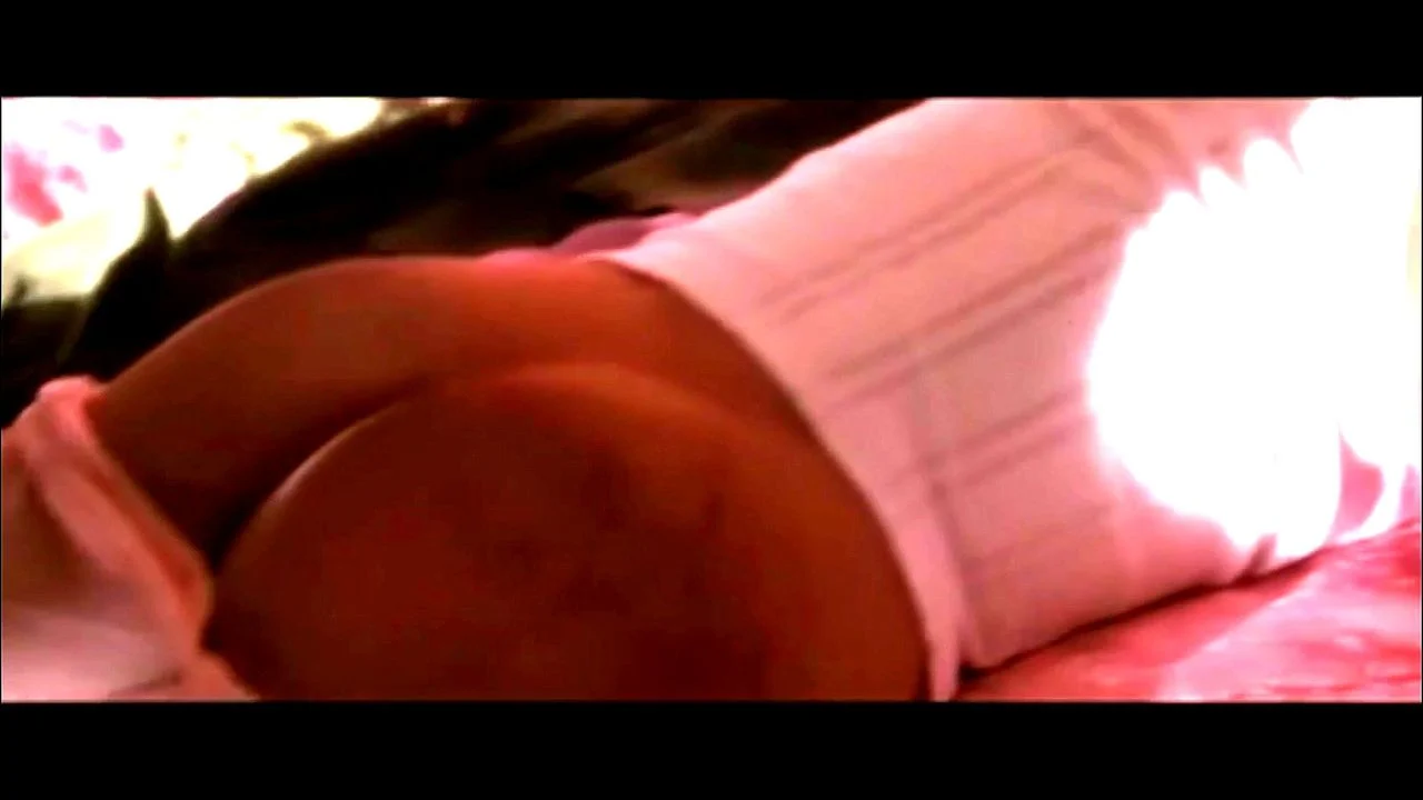 Jessica Alba Spanked Video - Watch Jessica Alba and Kate Hudson spanking scenes - Jessica Alba, Movie, Spanking  Porn - SpankBang