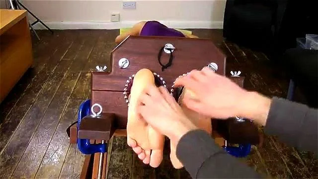 tickle tickle