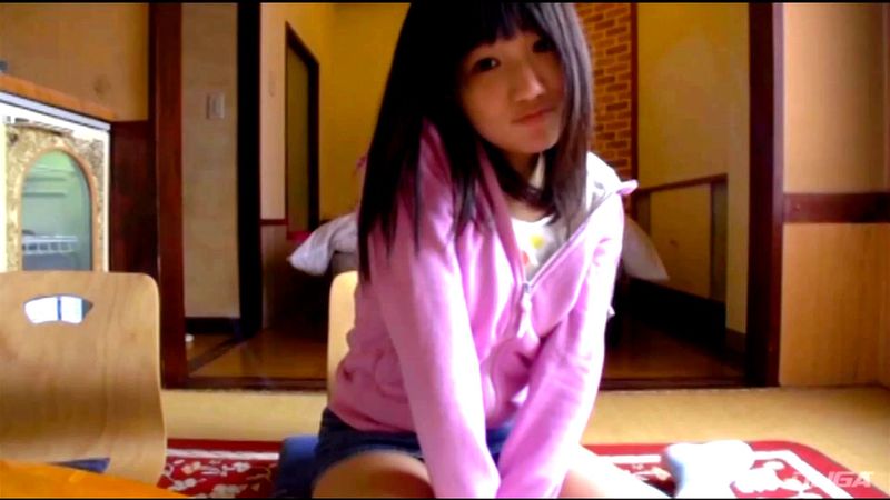 乳と股間を弄り回される少女の受難記 乳と股間を弄り回される少女の受難記