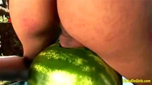 Hottest Shemale F Cking A Wtermelon - Watch Shemale fucks a watermelon - Tranny, Shemale, Transexual Porn -  SpankBang