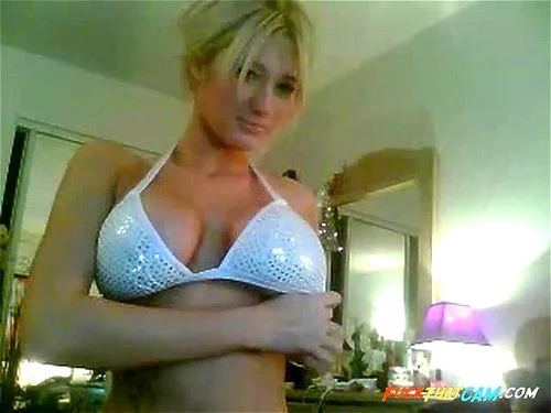 fake blonde, blonde tits, bedroom, webcam