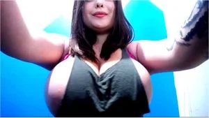 Busty vibrations thumbnail