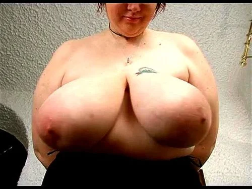 babe, big natural tits, wobbly tits, big tits
