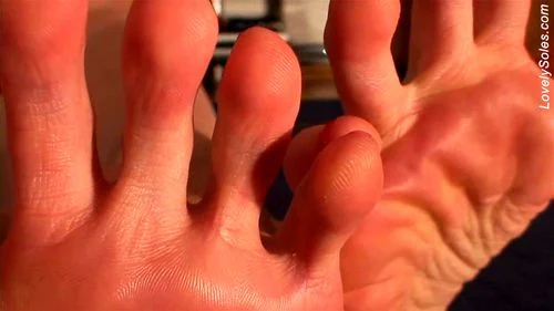 Long toes  thumbnail