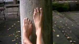 Feet thumbnail