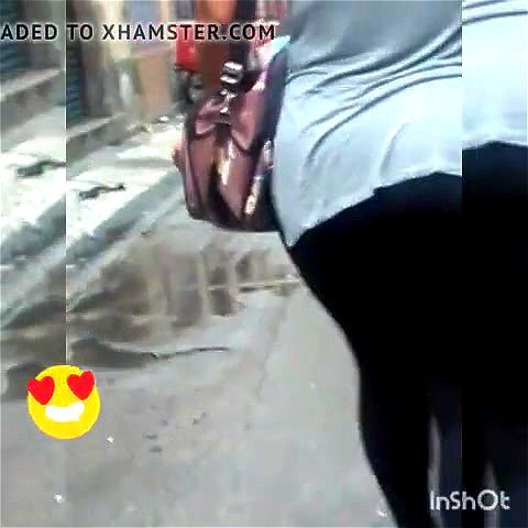 Milf jiggle booty