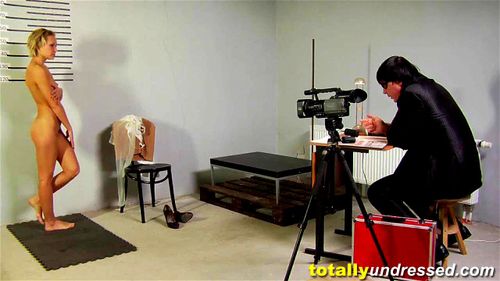 Totally undressed Alexa Porn - SpankBang