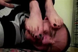 Feet thumbnail