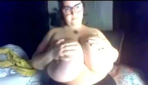 huge tits,bouncin' braless