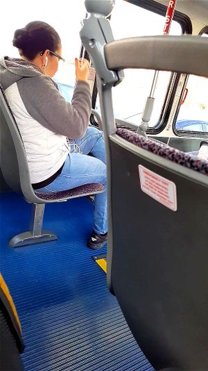 Jacking on the bus