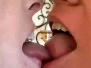 Girls Kissing Girls thumbnail