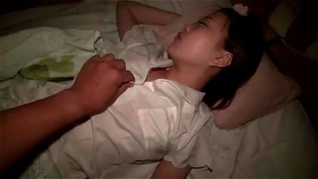 愛娘を中出し夜這いし続ける鬼畜父3 愛娘を中出し夜這いし続ける鬼畜父3
