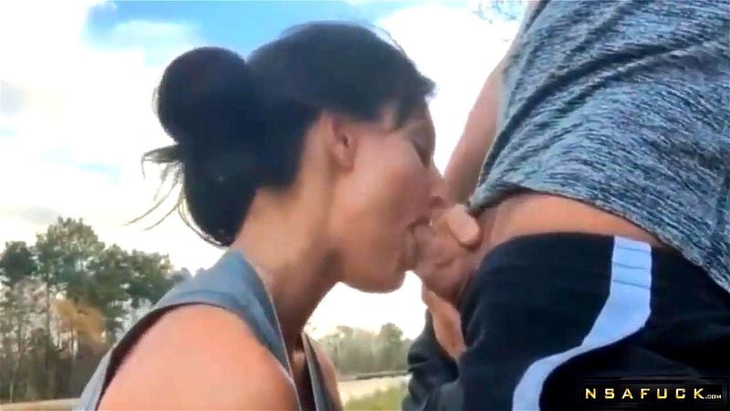 French milf outdoor blowjob cum in mouth