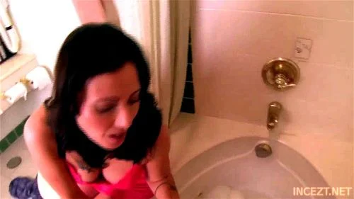 Mom Bathing And Son Watching Porn - Watch Mom helps son with bath - Zoey Holloway, Mom Helps Son Bath, Milf Porn  - SpankBang