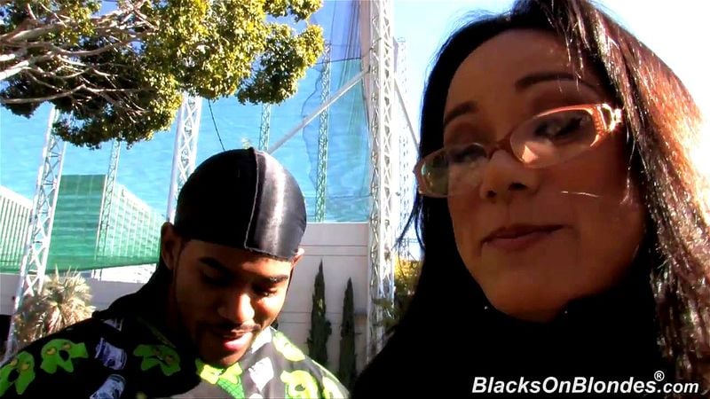 Nadia Stylez BOB Anal Nadia Stylez BOB Anal