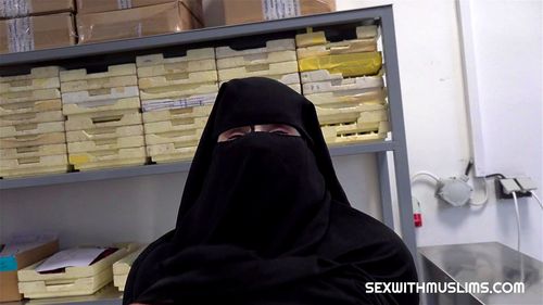 SexWithMuslims - Izzy Dark Film Porno - SpankBang