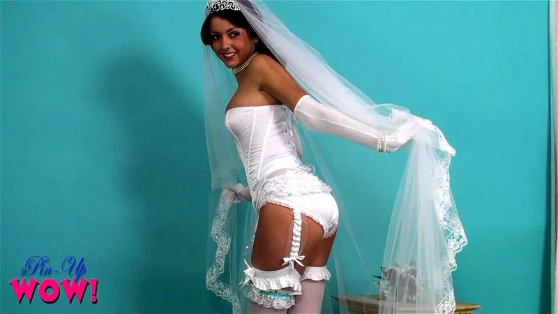 bridal babe