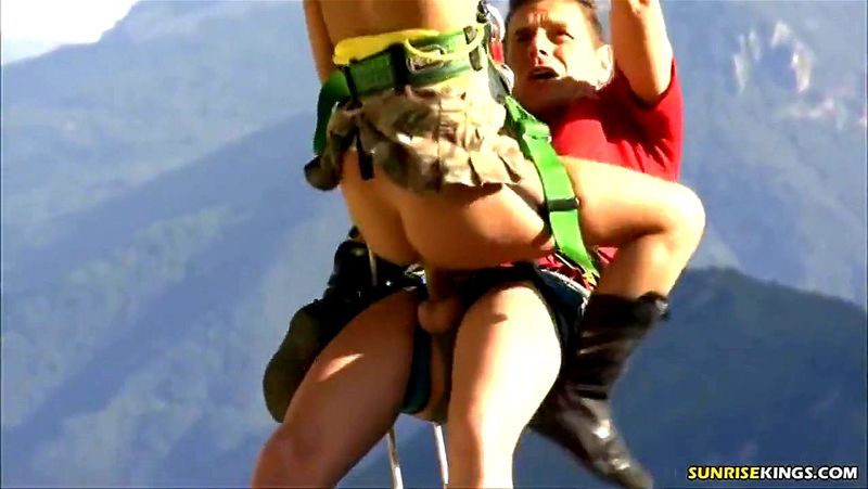 Extreme sex alpinist