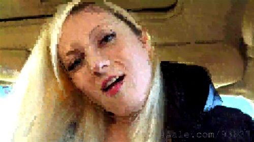 Lucky B porn video – really gorgeous woman decides to let her bf film her fucking her lucky bf