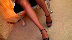 Michelle Nylons thumbnail