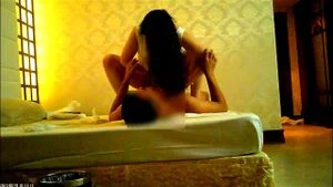 胸抹点抽拉-预约外围女联系公众号:风霜商务