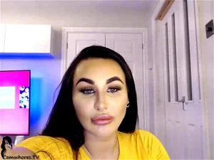 thequeenbeex thumbnail