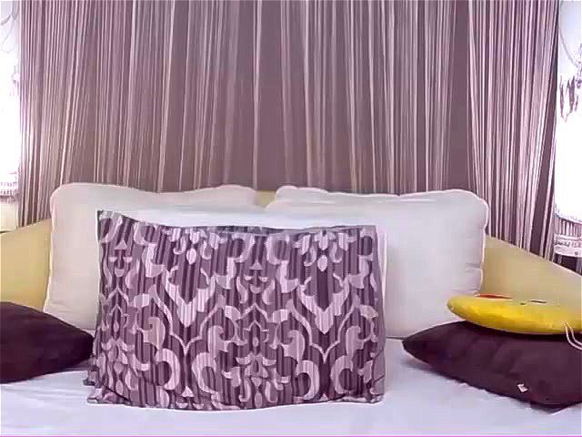 MILF tease MILF tease