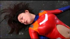 superheroine thumbnail