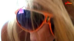 Luna coraz thumbnail