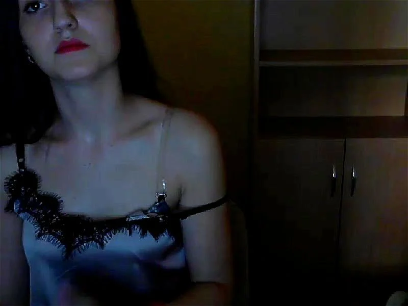 Model on live chat Model on live chat
