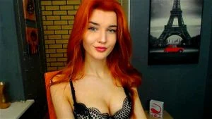 Sexy Redhead babe Mart| giving a great show