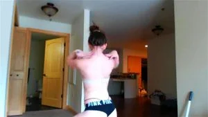 Twerk thumbnail