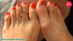 korean foot femdom