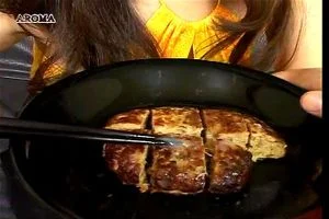 Food cum thumbnail