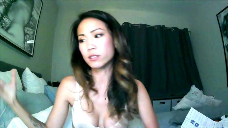 Asian babe Asian babe