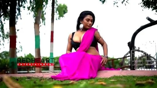 nancy, saree boobs, saree lover nude, nancy bhabhi