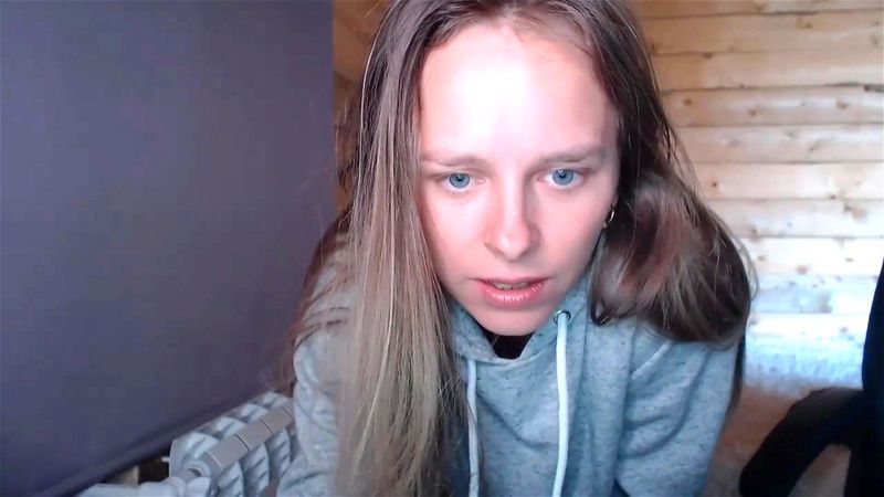 Hot Russian blonde show body on chaturbate