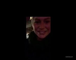 Watch from 0:00:33