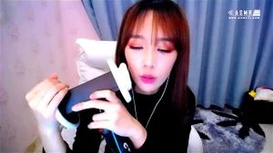Watch from 0:05:35