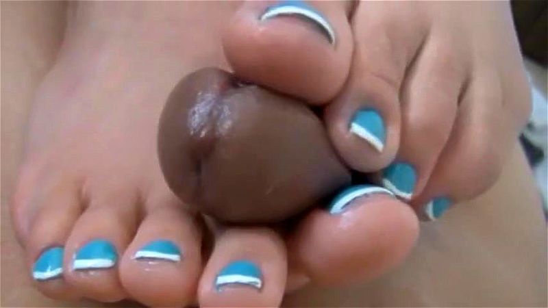 TEEN FOOTJOB