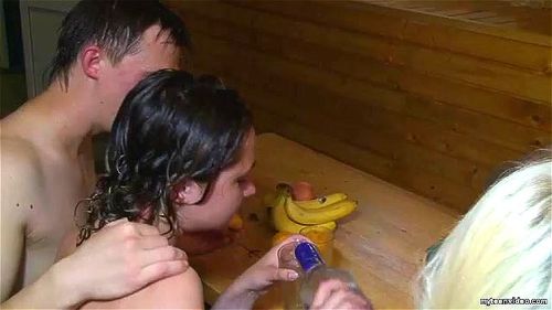 Shurupova pool Vidéo Porno - SpankBang