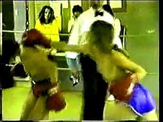 Munich Wildcats topless boxing