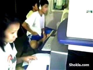 Pinoy simpleng jakul sa internet shop