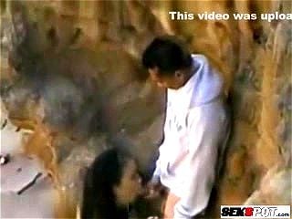 Blowjob sa gilid ng dagat pinutok sa bunganga Blowjob sa gilid ng dagat pinutok sa bunganga