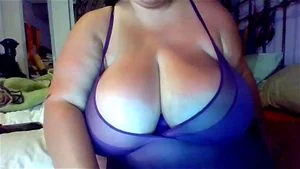 Webcam boobs thumbnail