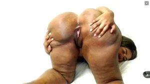 Ebony Ass Show thumbnail