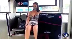 caleña se masturba en bus publico