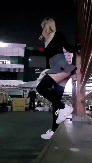 Watch from 0:00:18